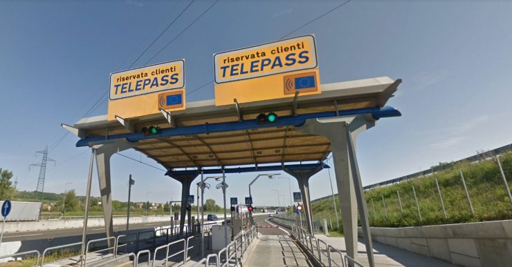 Casello autostradale Telepass