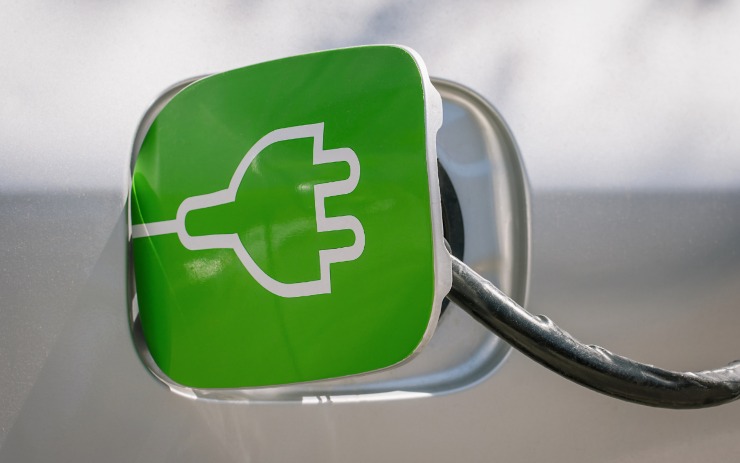 Ricarica elettrica auto