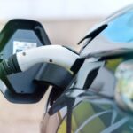 Auto elettrica - fonte Freepik - mobilitasostenibile.it