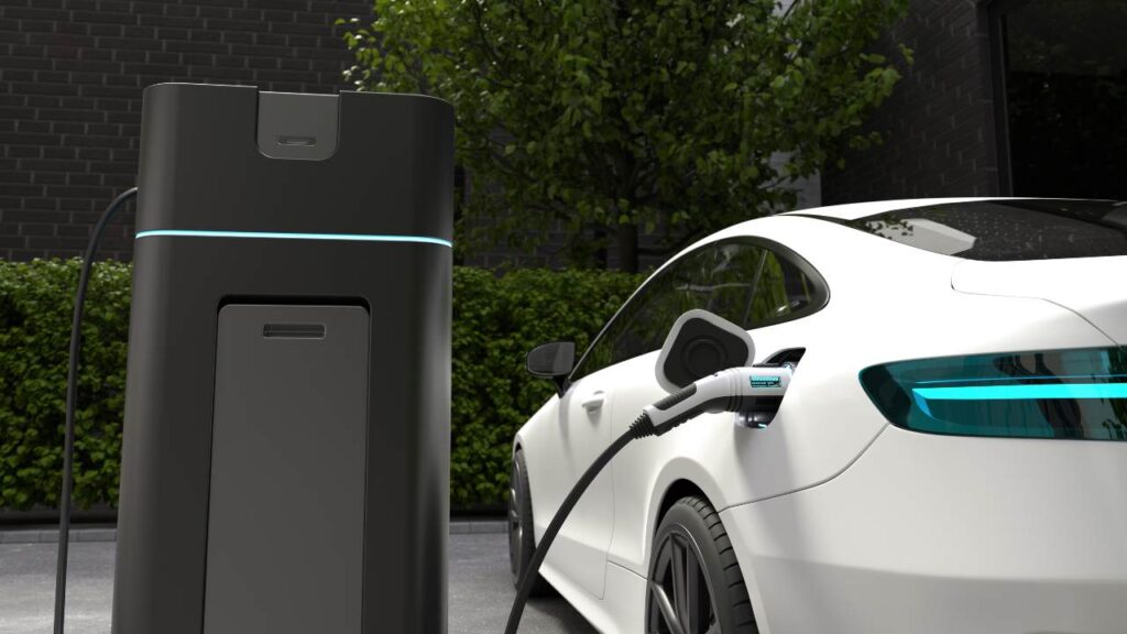 Auto elettriche - fonte Freepik - mobilitasostenibile.it