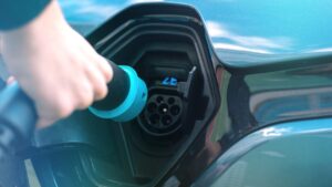 Auto elettriche, i reali consumi - fonte Freepik - mobilitasostenibile.it