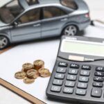 Auto elettriche, ora paghi una tassa in più - fonte Freepik - mobilitasostenibile.it