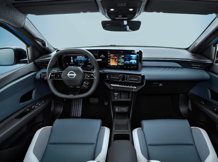 Gli interni della Nuova Nissan Micra elettrica - fonte Nissan - mobilitasostenibile.it
