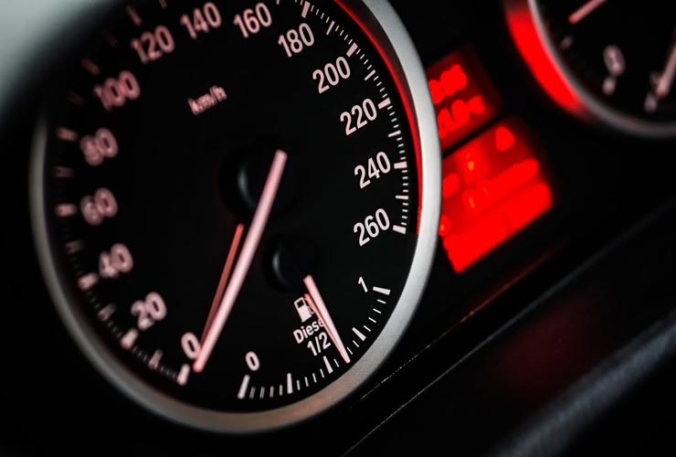 Limitatore velocità auto