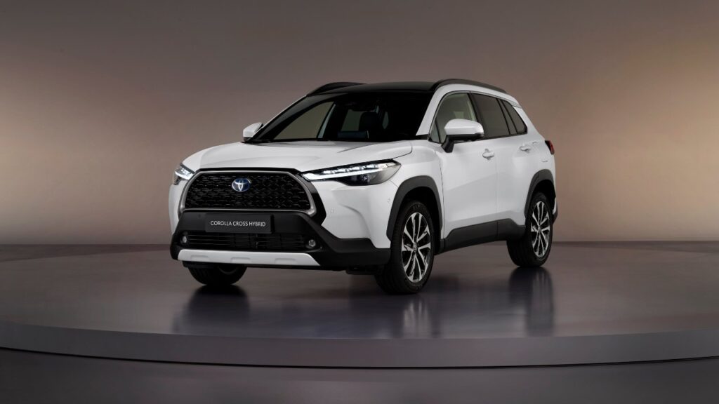 Toyota Corolla Cross, il Suv perfetto per tutte le famiglie | Consuma come una citycar e non costa niente