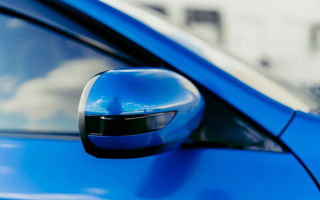 Specchietto auto
