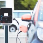 Auto elettrica e autoscuola - fonte Pixabay - mobilitasostenibile.it