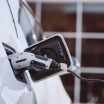Auto elettrica - fonte Freepik - mobilitasostenibile.it