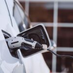 Auto elettriche e leasing sociale - fonte Freepik - mobilitasostenibile.it