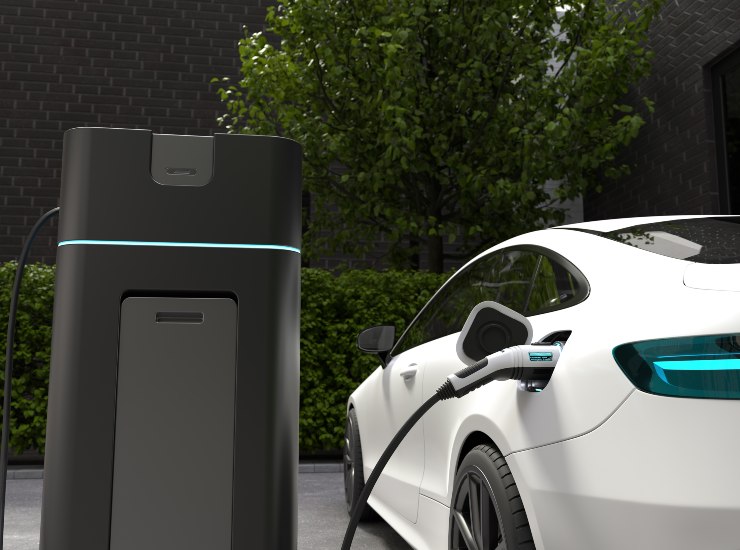 Auto elettriche, lo stop in California - fonte Freepik - mobilitasostenibile.it