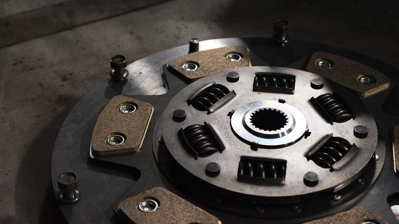 Cambio automatico a tre marce - fonte Pixabay - mobiltasostenibile.it