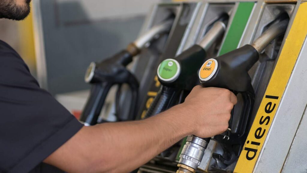 Diesel - fonte depositphotos.com - mobilitasostenibile.it