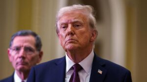 Donald Trump - fonte Facebook - mobilitasostenibile.it