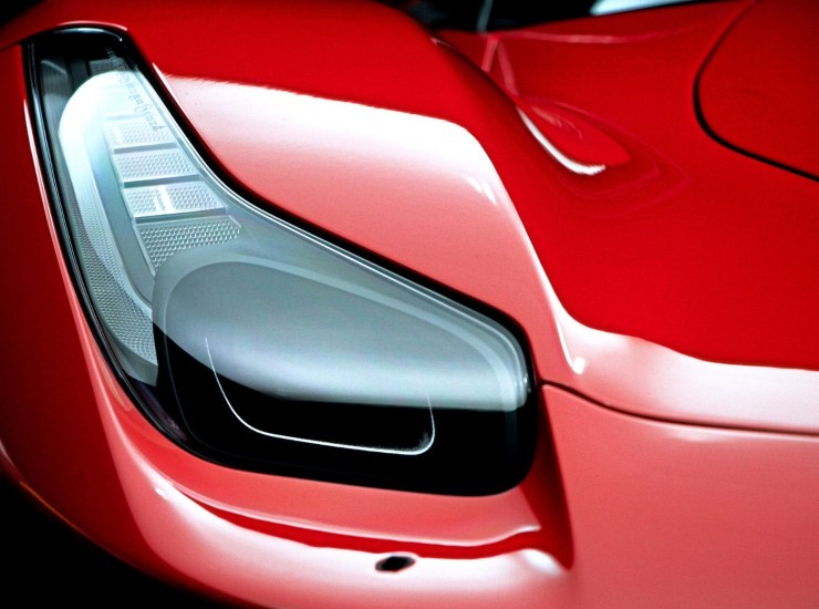 Ferrari, auto elettriche rimandate al 2028 - fonte Pixabay - mobilitasostenibile.it
