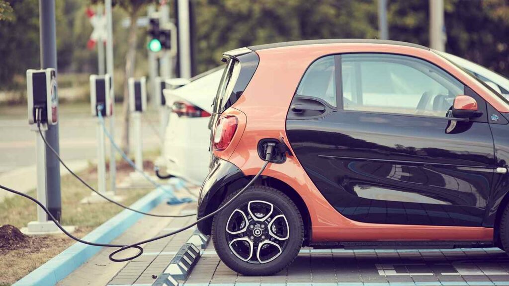Il nemico delle auto elettriche - fonte Pixabay - mobilitasostenibile.it