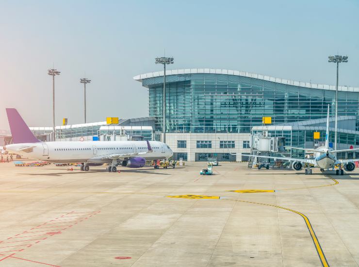 L'aeroporto più sostenibile d'Italia - fonte Freepik - mobilitasostenibile.it