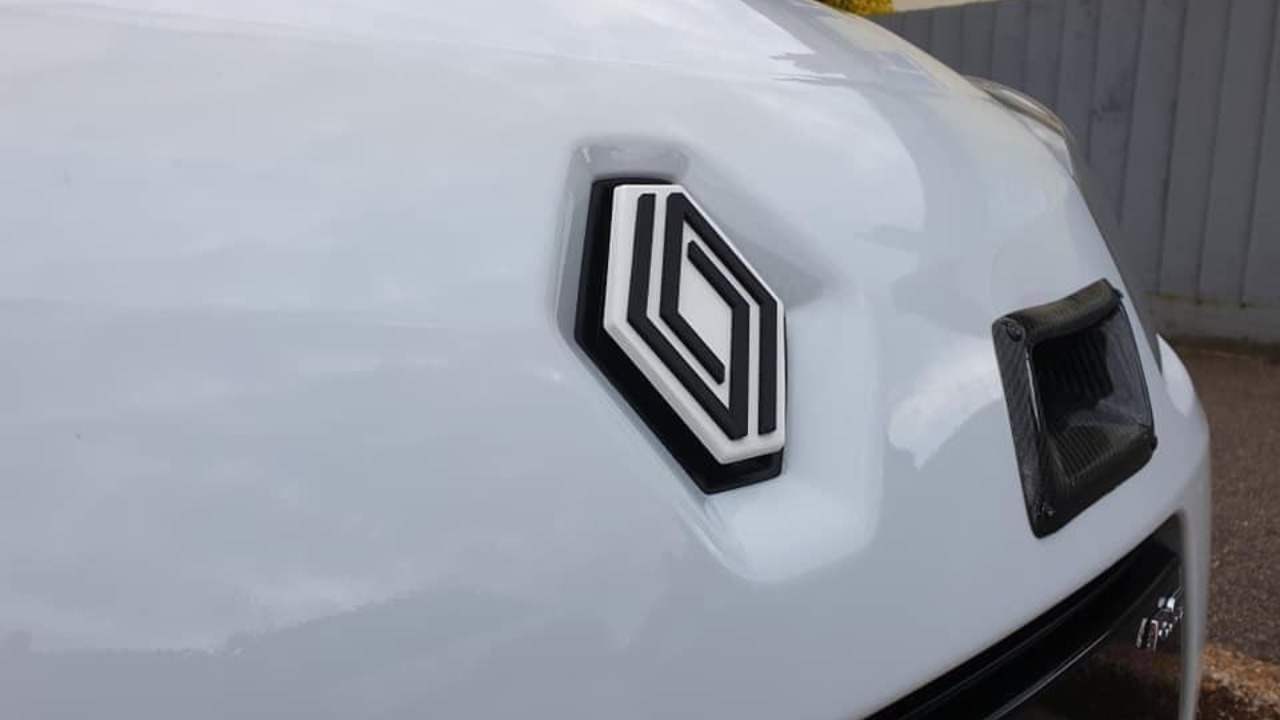 Logo Renault - fonte Facebook - mobilitasostenibile.it