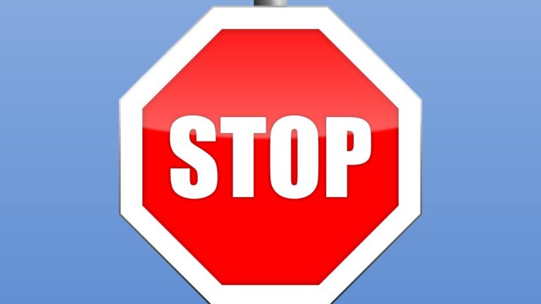 Nuovo divieto per i suv - fonte Pixabay - mobilitasostenibile.it