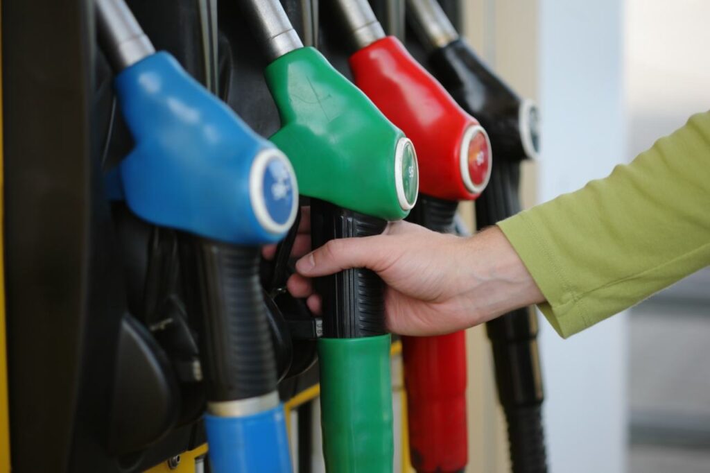 pompa di benzina