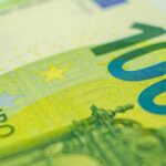 Tassa 100 euro