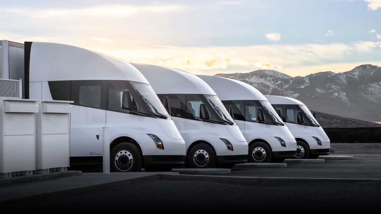 Tesla Semi - fonte Tesla - mobilitasostenibile.it