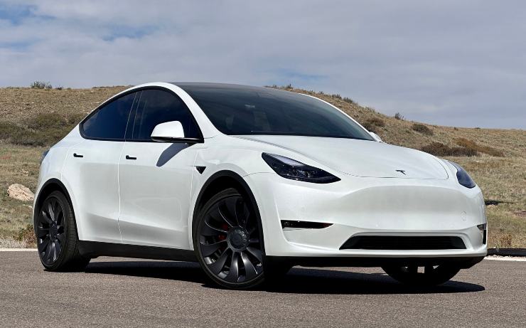 Tesla Y 2022