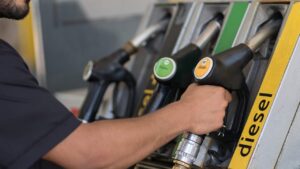 Auto a diesel Euro 5 - fonte depositphotos.com - mobilitasostenibile.it