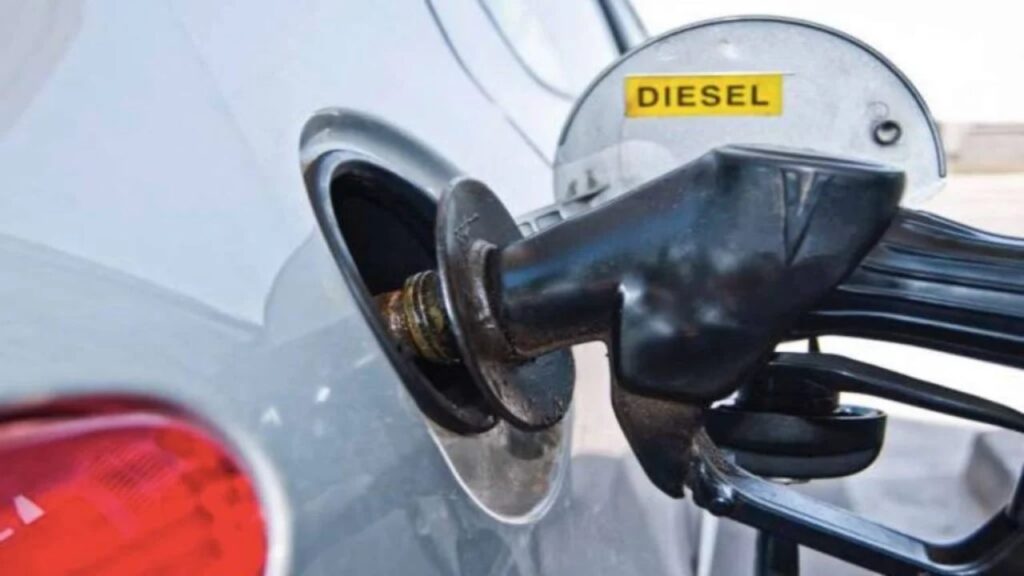 Auto a diesel - fonte depositphotos.com - mobilitasostenibile.it