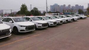 Auto elettriche BYD