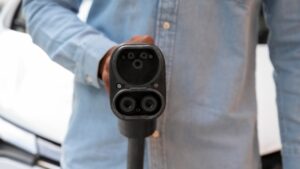 Dati auto elettriche - fonte Freepik - mobilitasostenibile.it