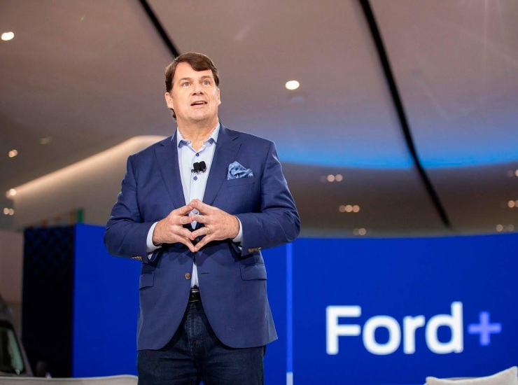Jim Farley - fonte Facebook - mobilitasostenibile.it
