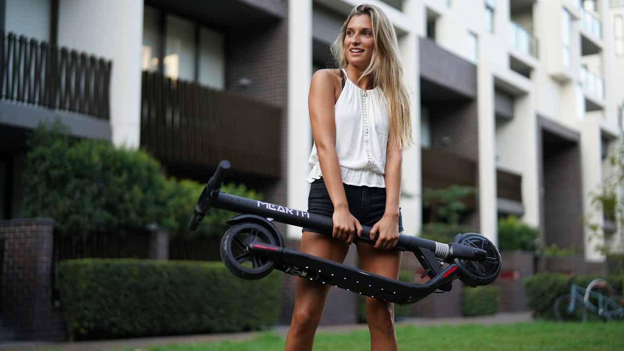 Monopattino-elettrico-Foto-di-Mearth-Technology-da-Pexels-MobilitàSostenibile.it