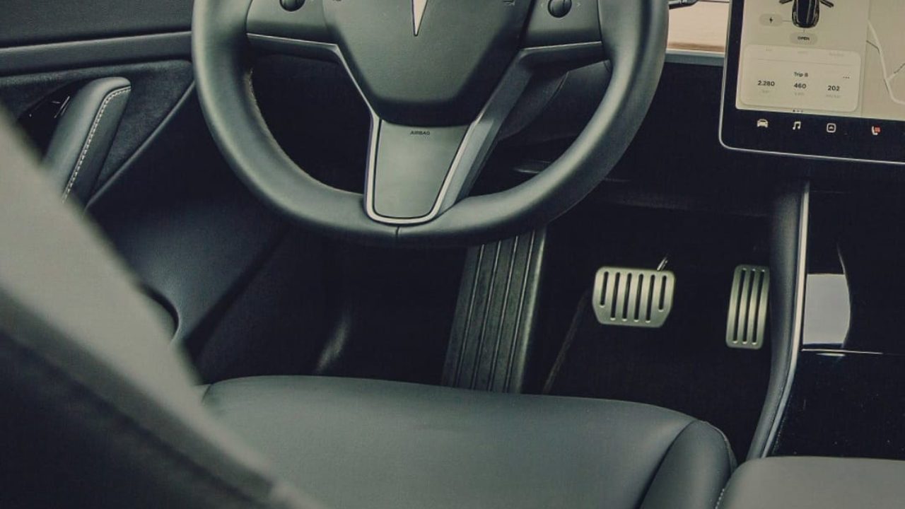 Interno Tesla