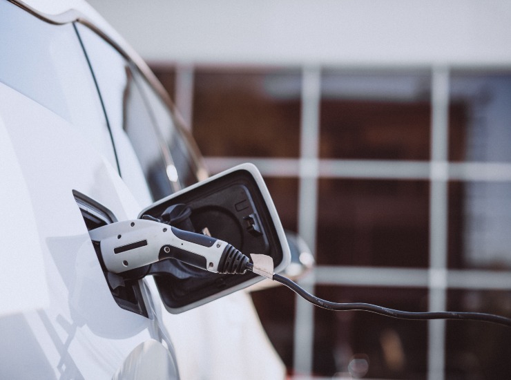 Perché le auto elettriche si guastano meno - fonte Freepik - mobilitasostenibile.it