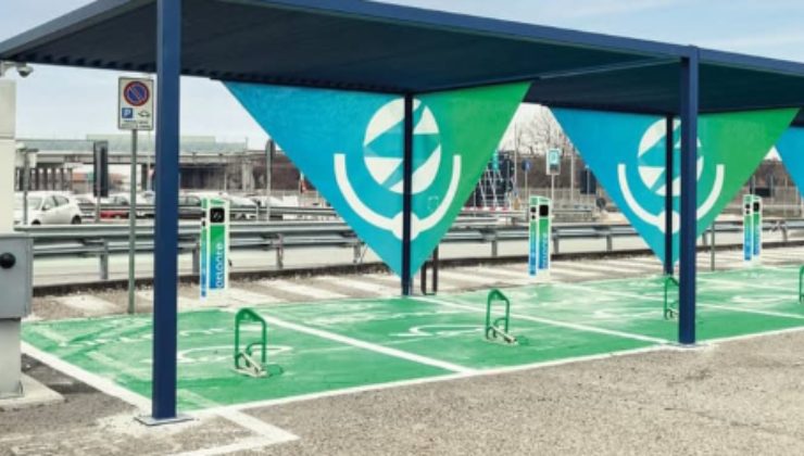 Stazione ricarica elettrica in Italia