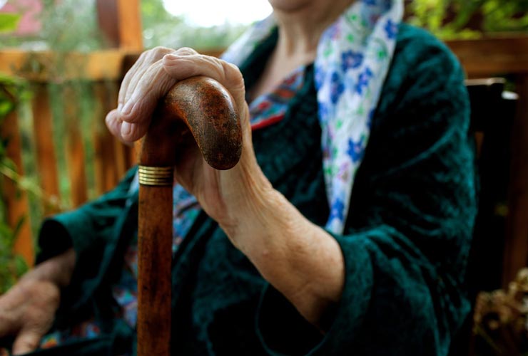 Anziana-disabile-Foto-di-Юлия-da-Pexels-MobilitàSostenibile