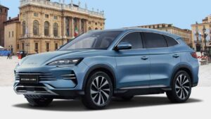 Auto elettrica BYD in Italia