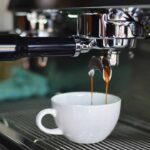 Caffè-in-autostrada-Foto-di-Chevanon-Photography-da-Pexels-MobilitàSostenibile