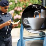 Agente al posto di blocco e tazzina di caffè