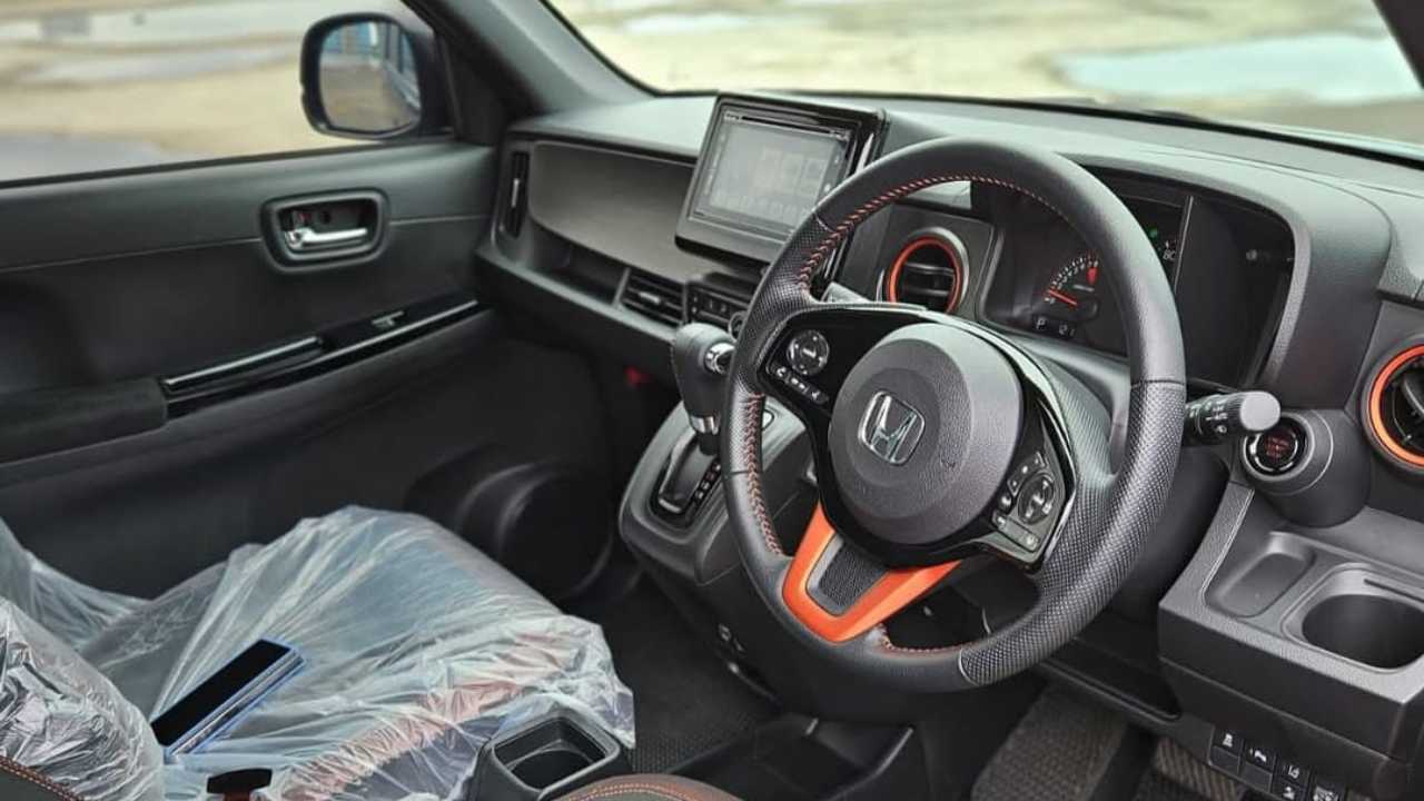 Honda ci riprova, debutta la citycar elettrica N-ONE e: doppia presa di ricarica | La data del lancio in Europa