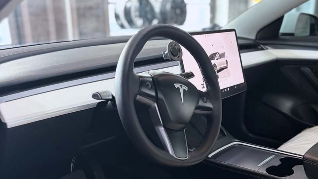 Interni Tesla Model 3
