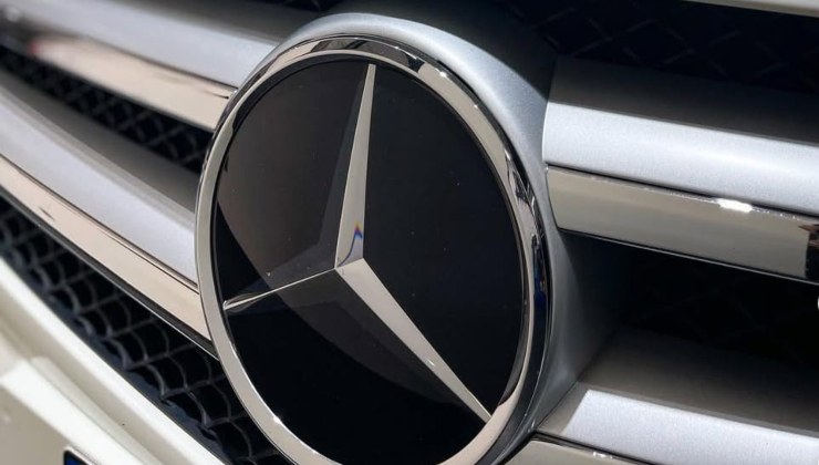 Logo Mercedes-Benz