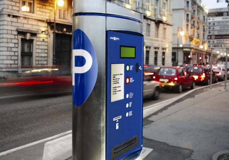 Parchimetro strisce blu