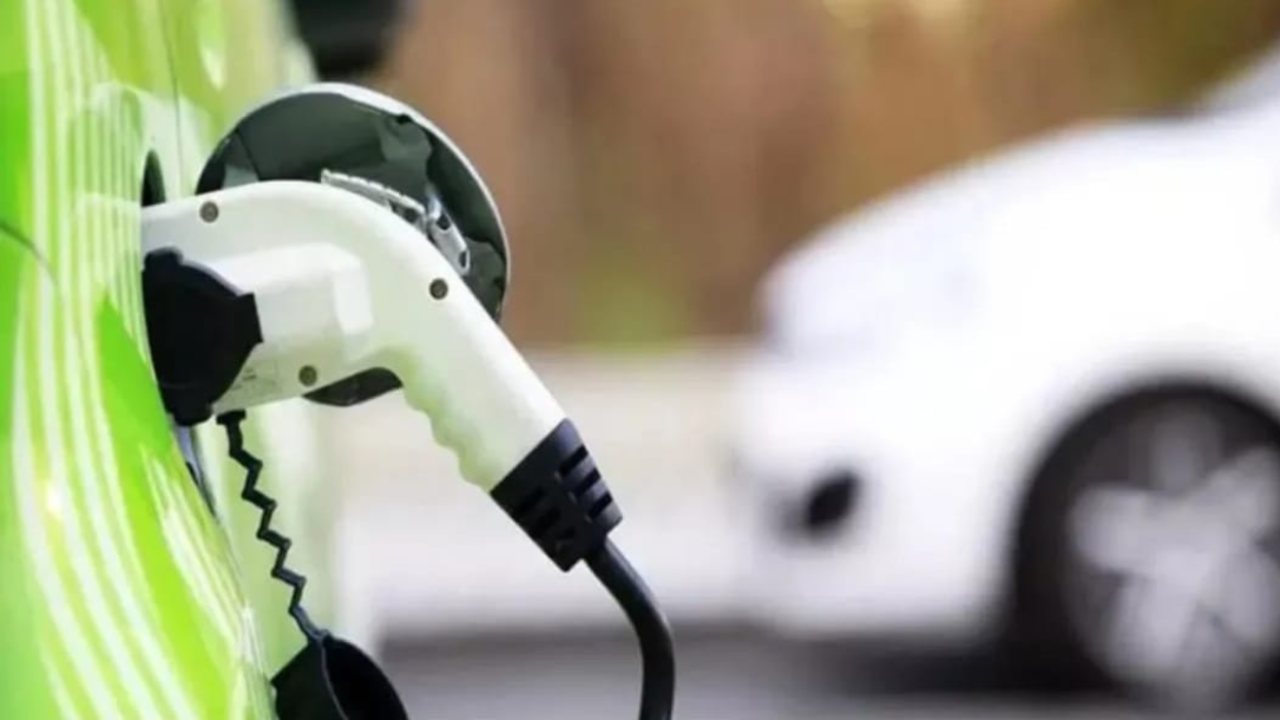 Ricarica auto elettrica