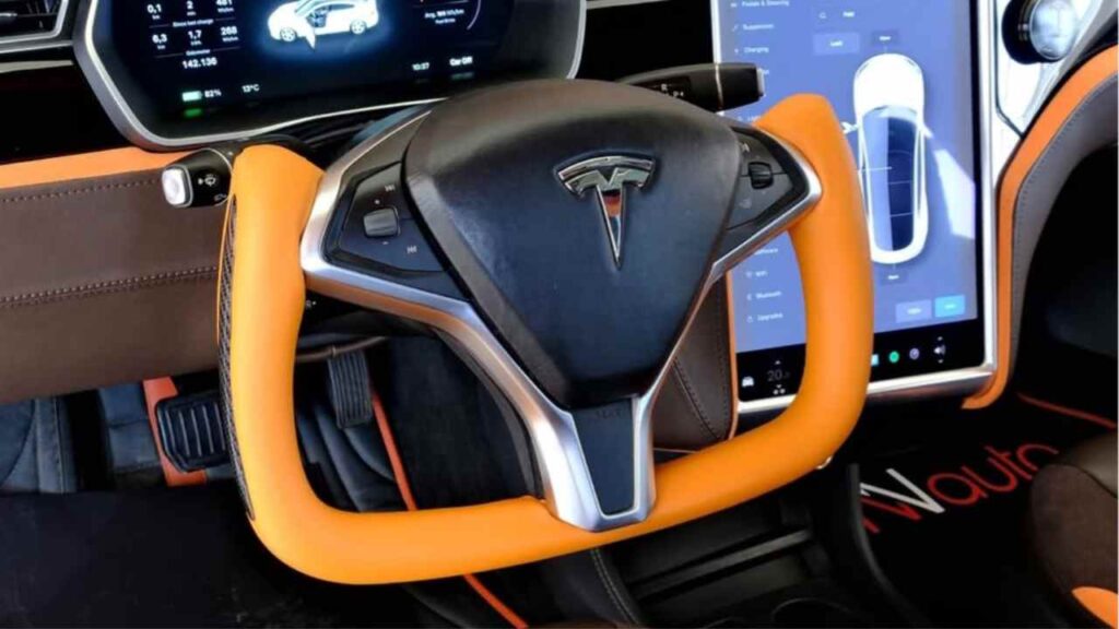 Interni Tesla
