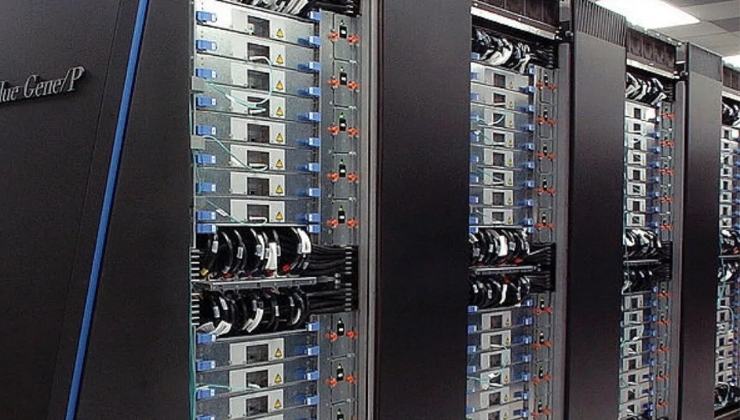 Supercomputer Tesla