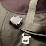 Cintura-di-sicurezza-auto-Foto-di-Kelly-da-Pexels-MobilitàSostenibile.it