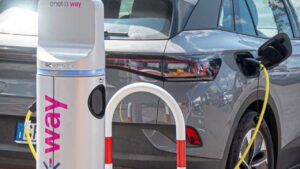 Colonnina ricarica Enel