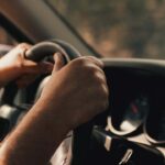Controllo-automobile-Foto-di-Alessandro-Avilés-da-Pexels-MobilitàSostenibile.it