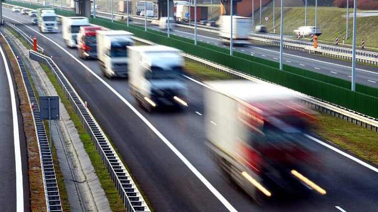 camion in autostrada